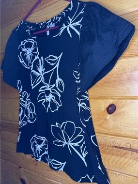 Cato Black Short Sleeve Tunic with White Floral Outline